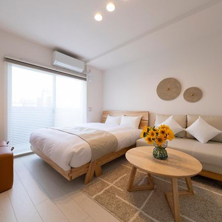 Aparthotel Shirakabanoyado - Nipponbashi 日本橋, 3 Mins Walk To Dendentown Osaka Exterior foto